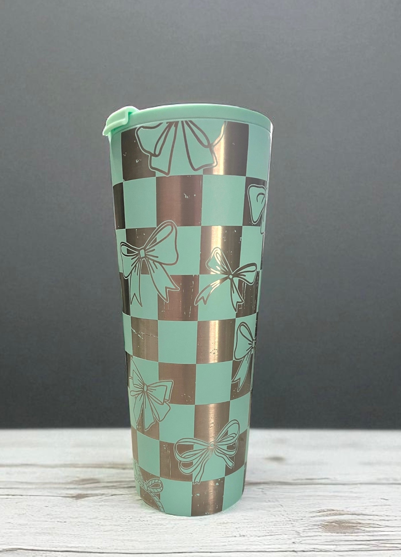 Checkered with bows dual flip tumbler