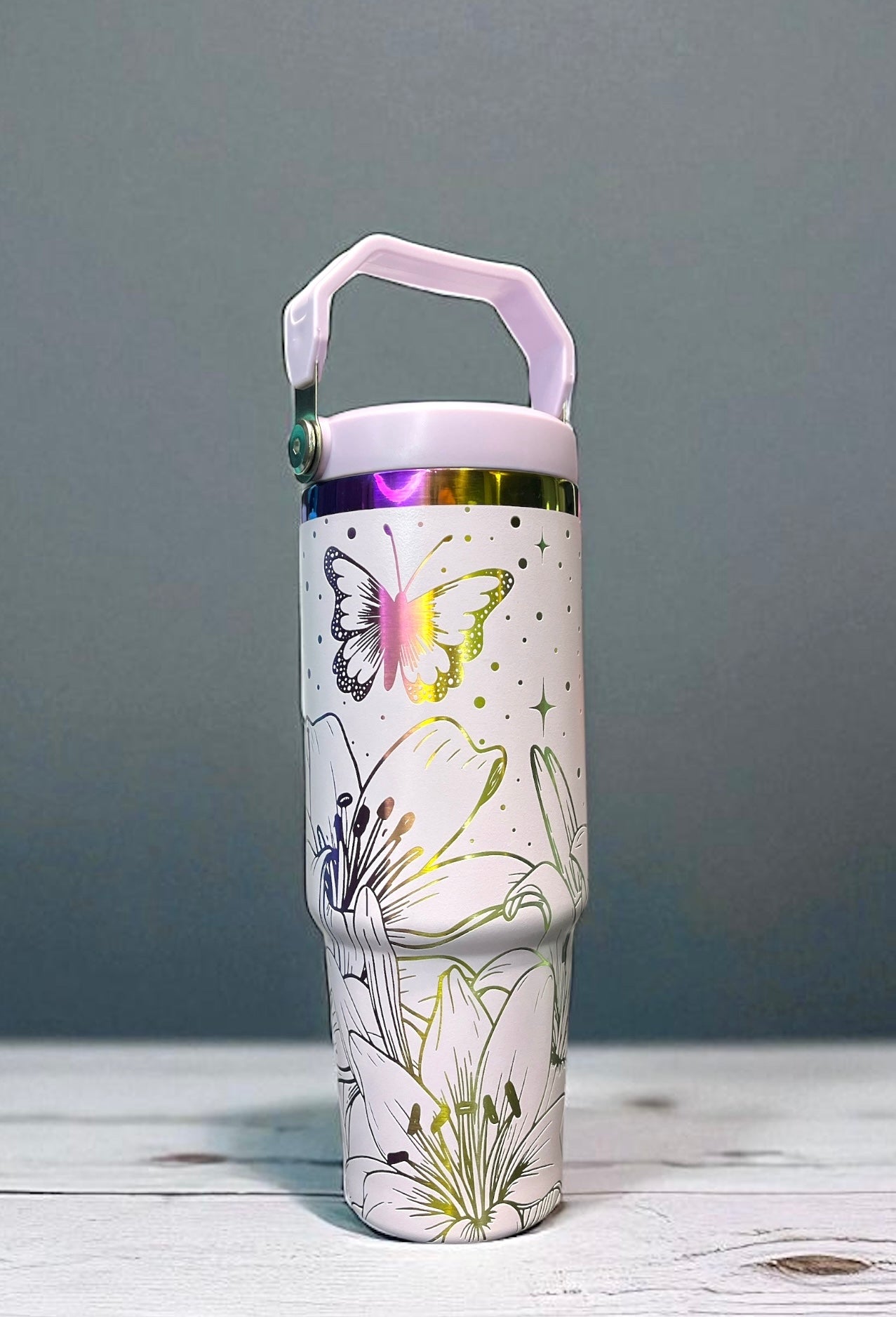 30 oz Flowers and Butterflies Light Purple to Iridescent