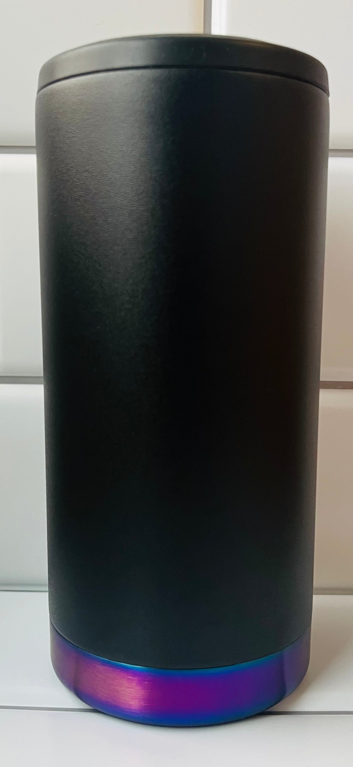 12 oz Engraved Slim Can Cooler Black to Iridescent